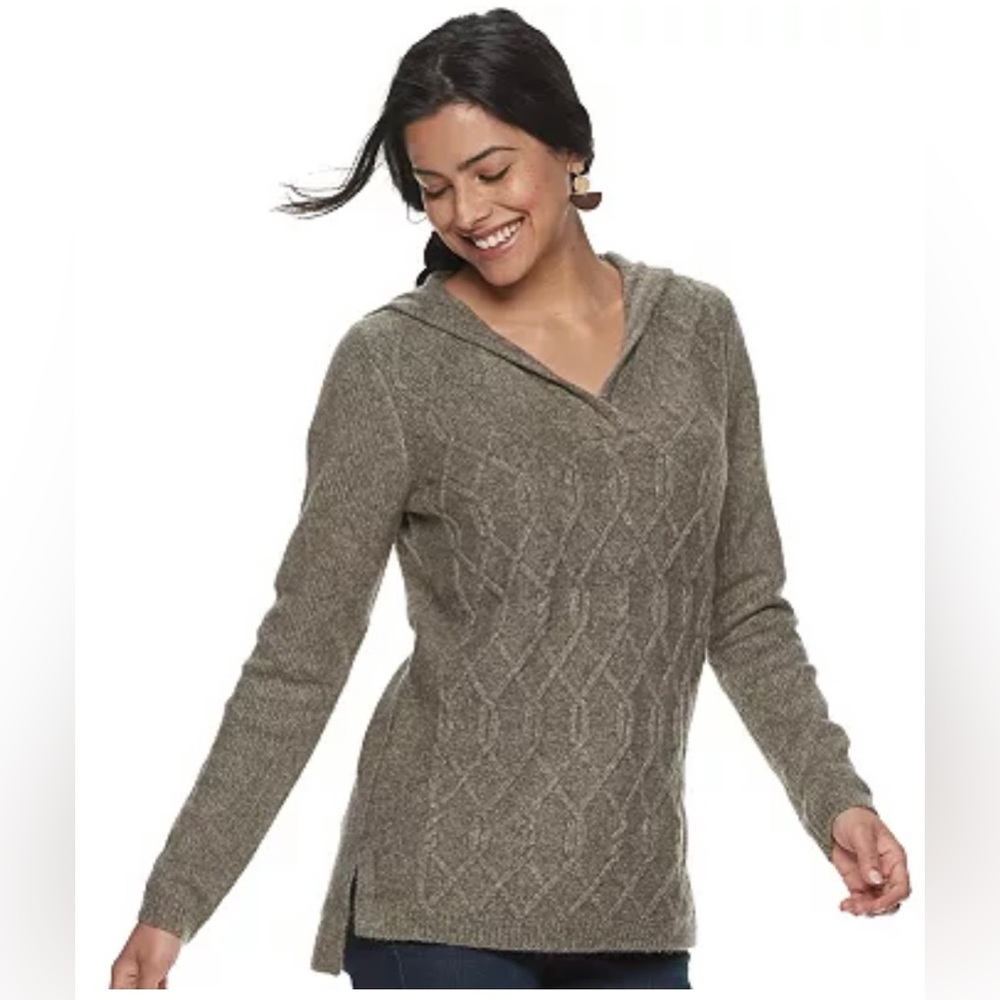 SONOMA Goods For Life Super soft v-neck hooded sweater in light brown. Size S.